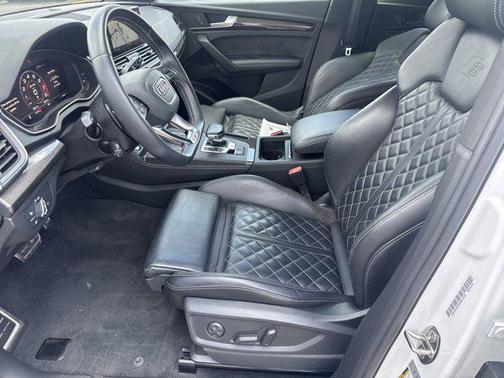 'WHITE' 2019 Audi SQ5 3.0T Premium Plus