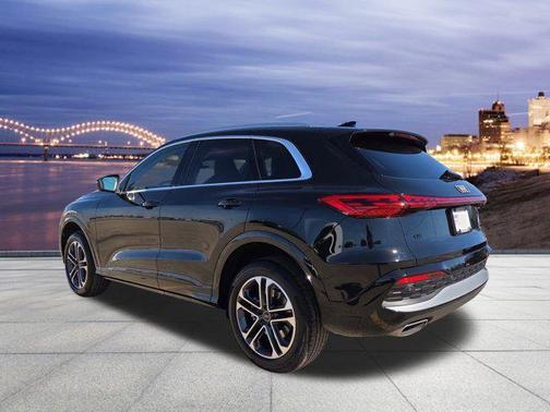 2025 Audi Q5 Premium Plus TFSI quattro S tronic