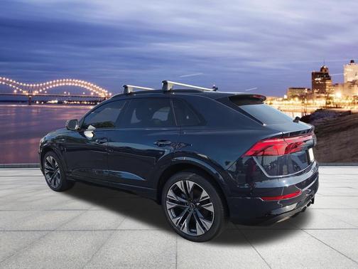 Waitomo Blue Metallic 2026 Audi Q8 55 Prestige