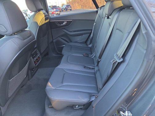 2026 Audi Q8 55 Premium Plus