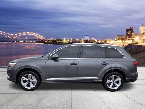 2025 Audi Q7 45 Premium