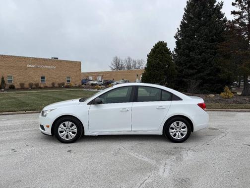 2013 Chevrolet Cruze LS