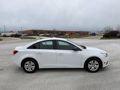 2013 Chevrolet Cruze LS