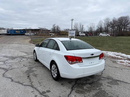 2013 Chevrolet Cruze LS