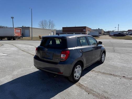 2013 Scion xD Base 4dr Hatchback 4A