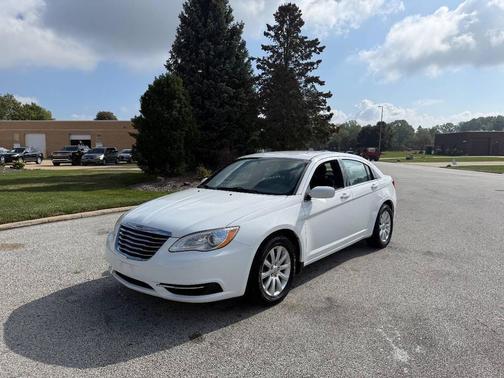 2013 Chrysler 200 Touring