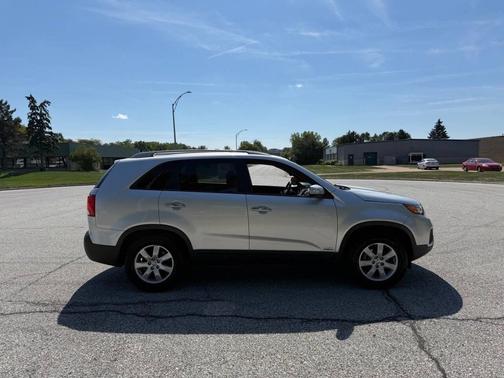 2012 Kia Sorento LX