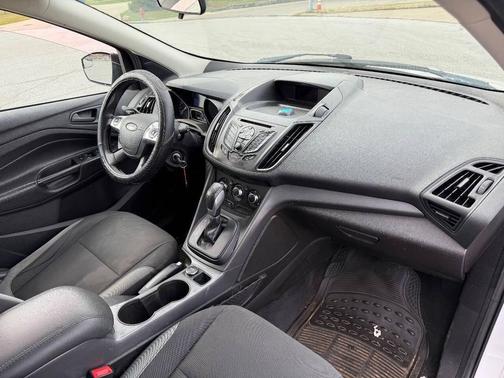 2015 Ford Escape S