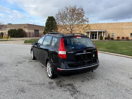 2010 Hyundai Elantra Touring GLS