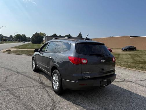 2009 Chevrolet Traverse LS