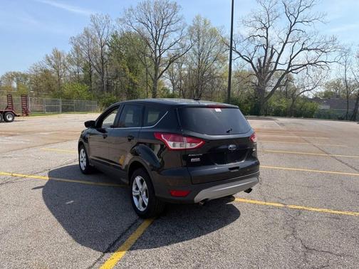 White Platinum Metallic Tri-Coat 2015 Ford Escape SE