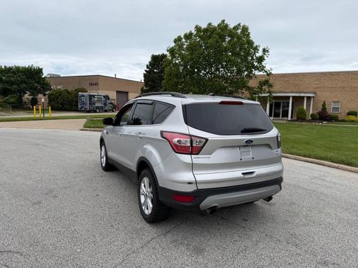 Ingot Silver 2018 Ford Escape SE