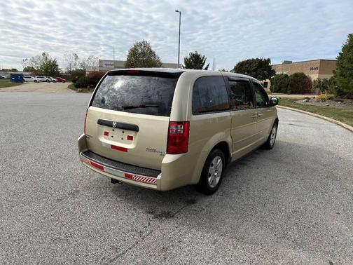 2010 Dodge Grand Caravan SE