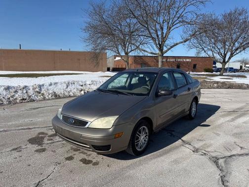 2005 Ford Focus ZX4 S