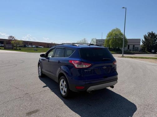 Deep Impact Blue Metallic 2013 Ford Escape SE