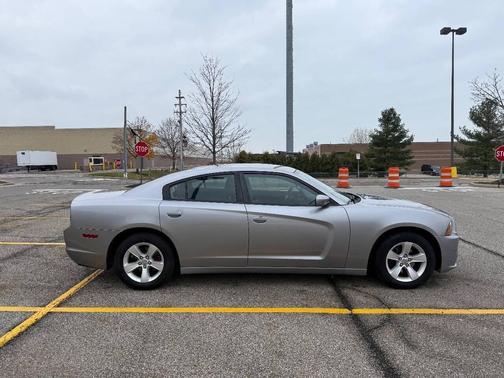 2011 Dodge Charger Base