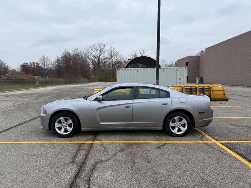 2011 Dodge Charger Base