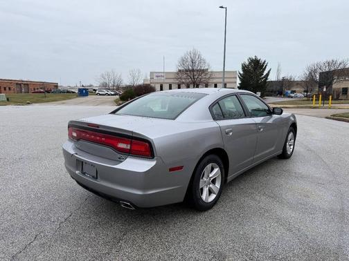 2011 Dodge Charger Base