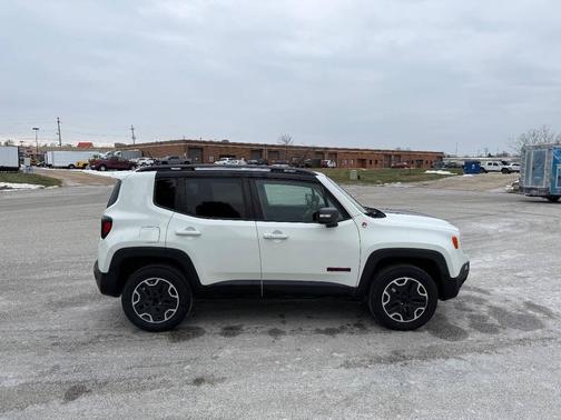 2015 Jeep Renegade Trailhawk