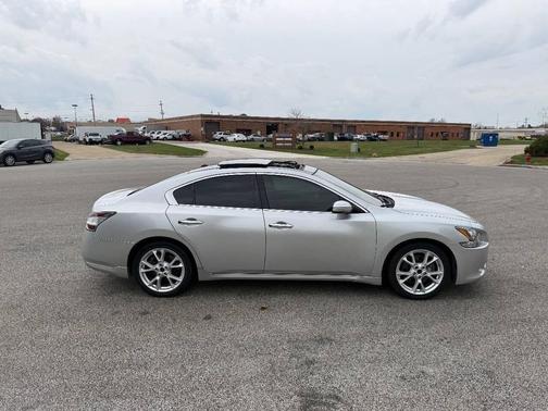 2012 Nissan Maxima SV