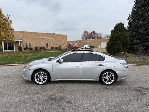 2012 Nissan Maxima SV