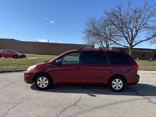 2007 Toyota Sienna CE