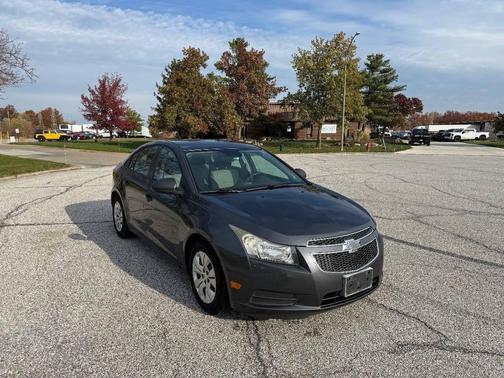 2013 Chevrolet Cruze LS