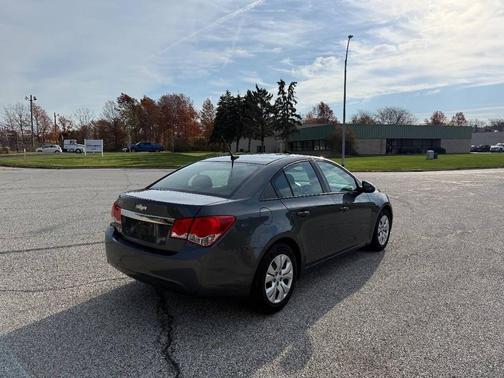 2013 Chevrolet Cruze LS