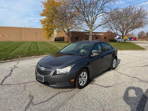 2013 Chevrolet Cruze LS