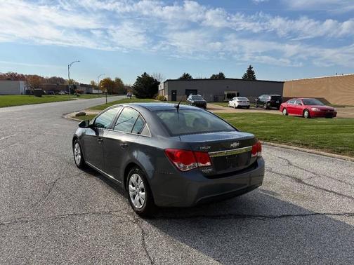2013 Chevrolet Cruze LS