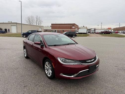 2015 Chrysler 200 Limited