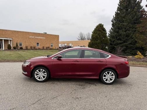 2015 Chrysler 200 Limited