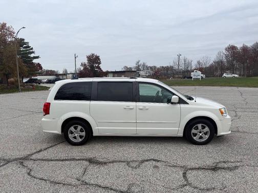 2011 Dodge Grand Caravan Crew