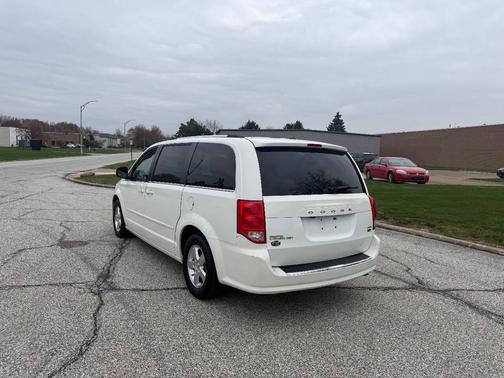 2011 Dodge Grand Caravan Crew