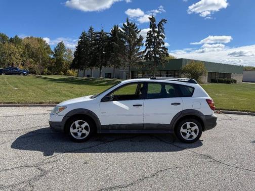 2008 Pontiac Vibe Base
