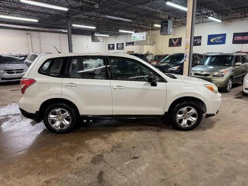 2014 Subaru Forester 2.5i