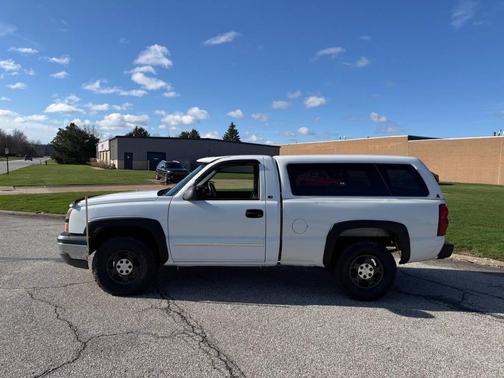 2003 Chevrolet Silverado 1500 LS