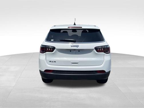 2024 Jeep Compass Sport