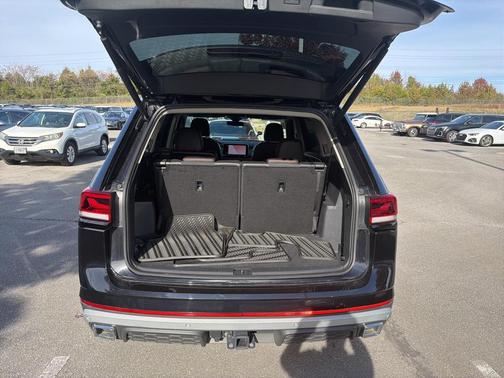 2025 Volkswagen Atlas 2.0T Peak Edition