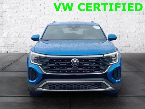 2024 Volkswagen Atlas Cross Sport 2.0T SE w/Technology