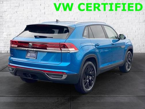 2024 Volkswagen Atlas Cross Sport 2.0T SE w/Technology
