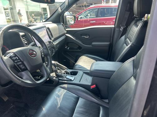 2022 Nissan Frontier PRO-4X