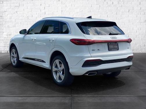 2025 Audi Q5 Premium Plus