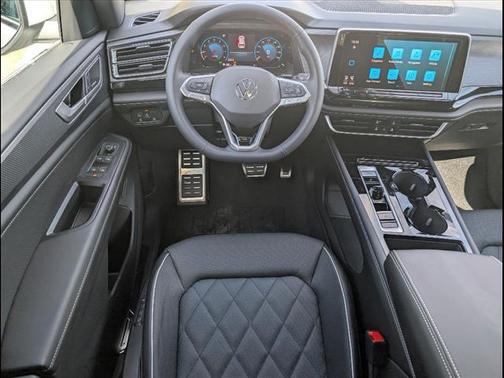 2026 Volkswagen Atlas Cross Sport 2.0T SEL Premium