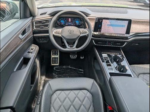 2025 Volkswagen Atlas 2.0T SEL Premium R-Line 4MOTION