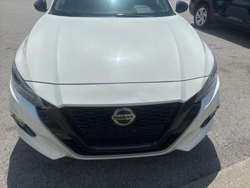 2022 Nissan Altima SR FWD