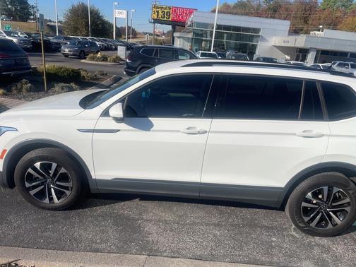 2024 Volkswagen Tiguan 2.0T S