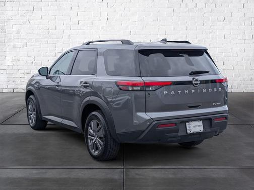 2024 Nissan Pathfinder SV 4WD