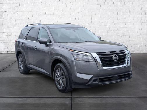 2024 Nissan Pathfinder SV 4WD