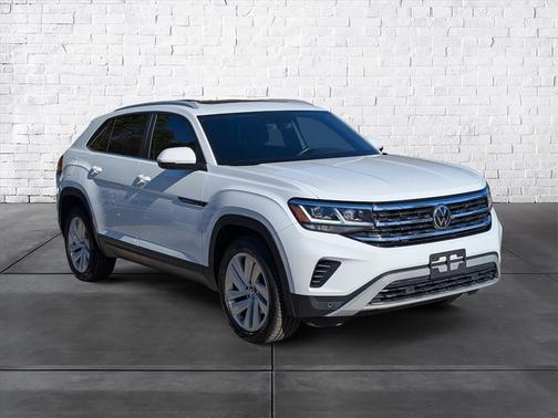 2020 Volkswagen Atlas Cross Sport 2.0T SE w/Technology 4MOTION